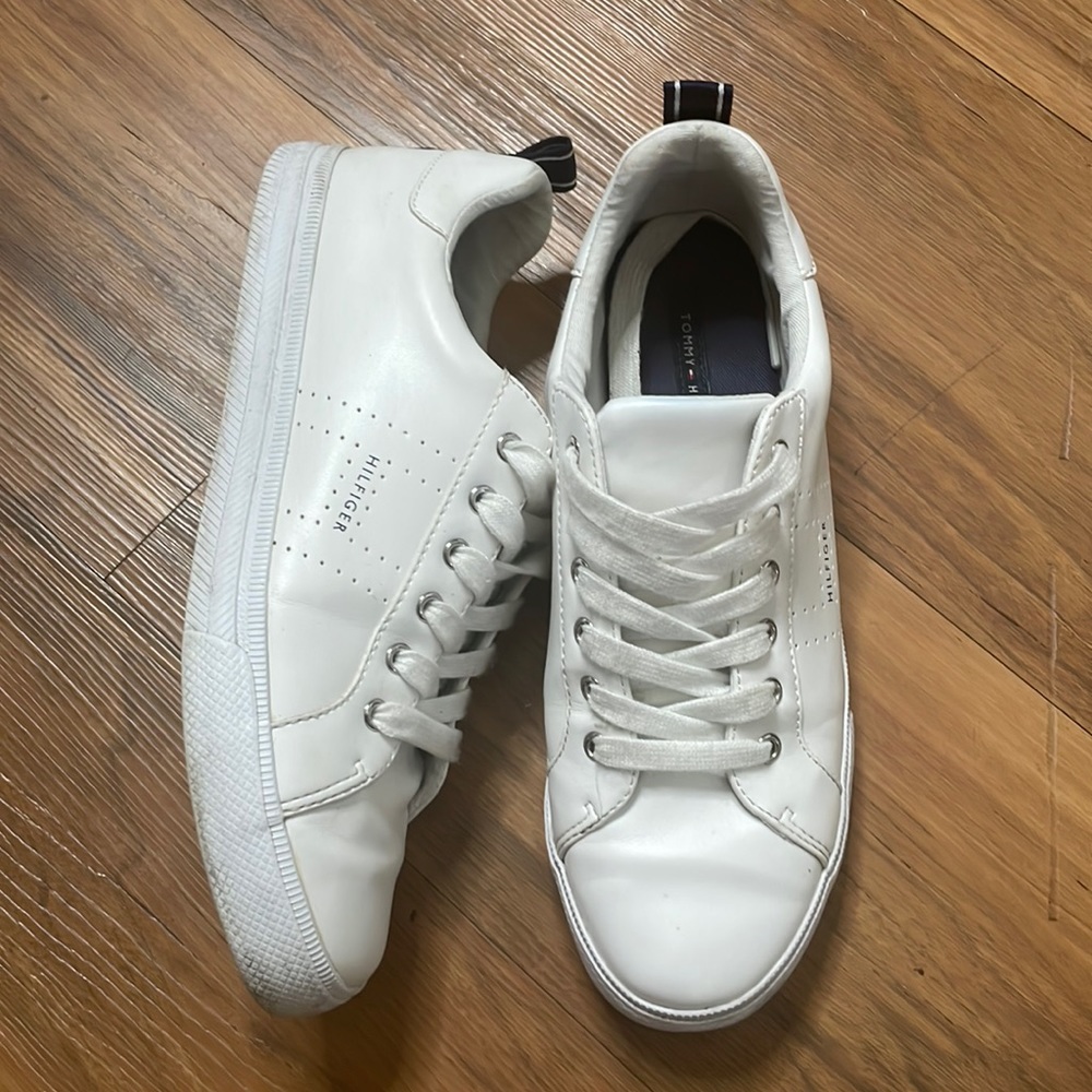 Tommy Hilfiger‎ white sneakers